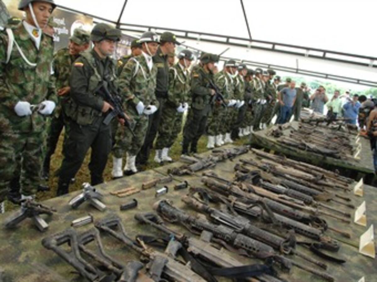 ''Nadie puede afirmar que estamos bajando la guardia en materia de seguridad'': General Naranjo