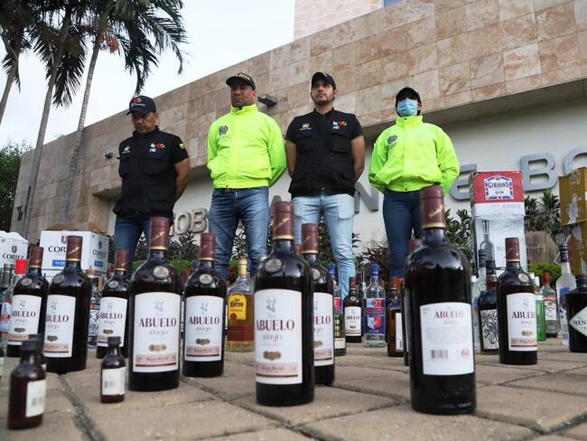 Golpe al contrabando: incautan más de 300 botellas de licor sin estampilla