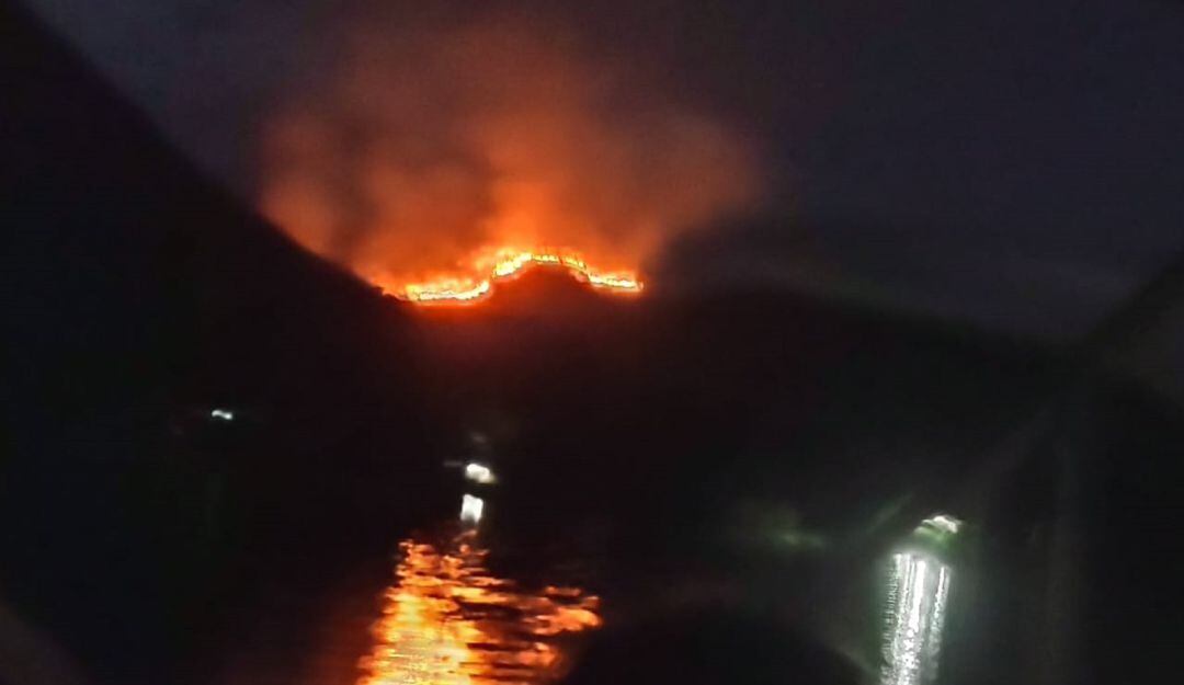 La emergencia ocurre en el sector de Tomogó.