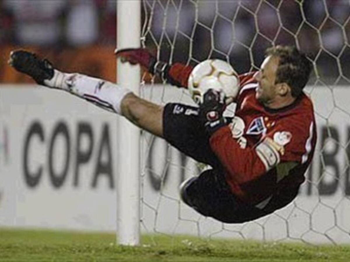 El Sao Paulo pierde al portero Rogerio Ceni para el juego ante Medellín por la Copa Libertadores