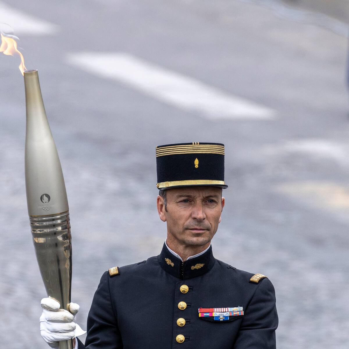 París 2024: estos son los símbolos en la antorcha de los Juegos Olímpicos