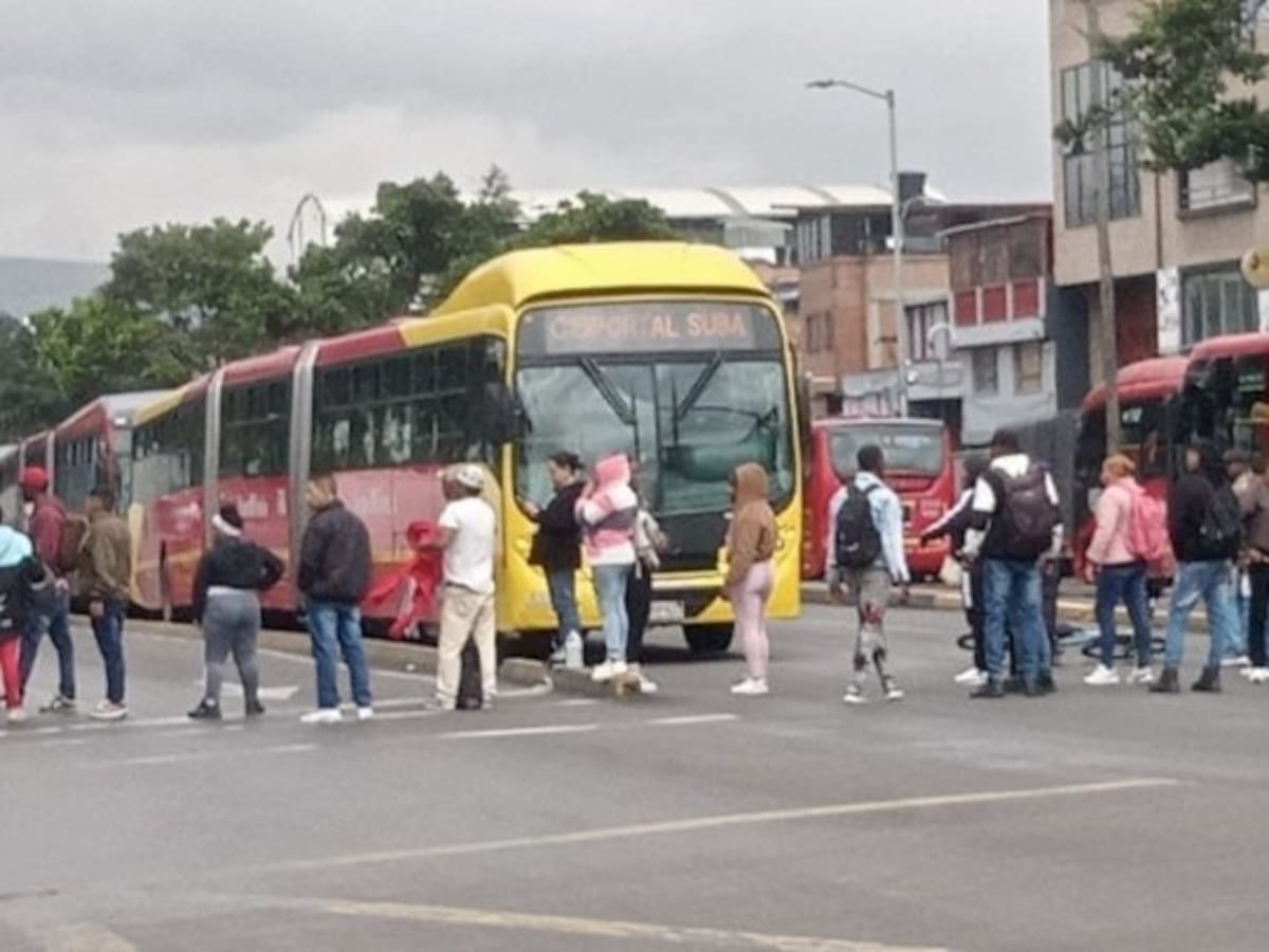 EN VIVO 🔴Movilizaciones Bogotá HOY 4 de mayo: estaciones de TransMilenio cerradas y afectaciones