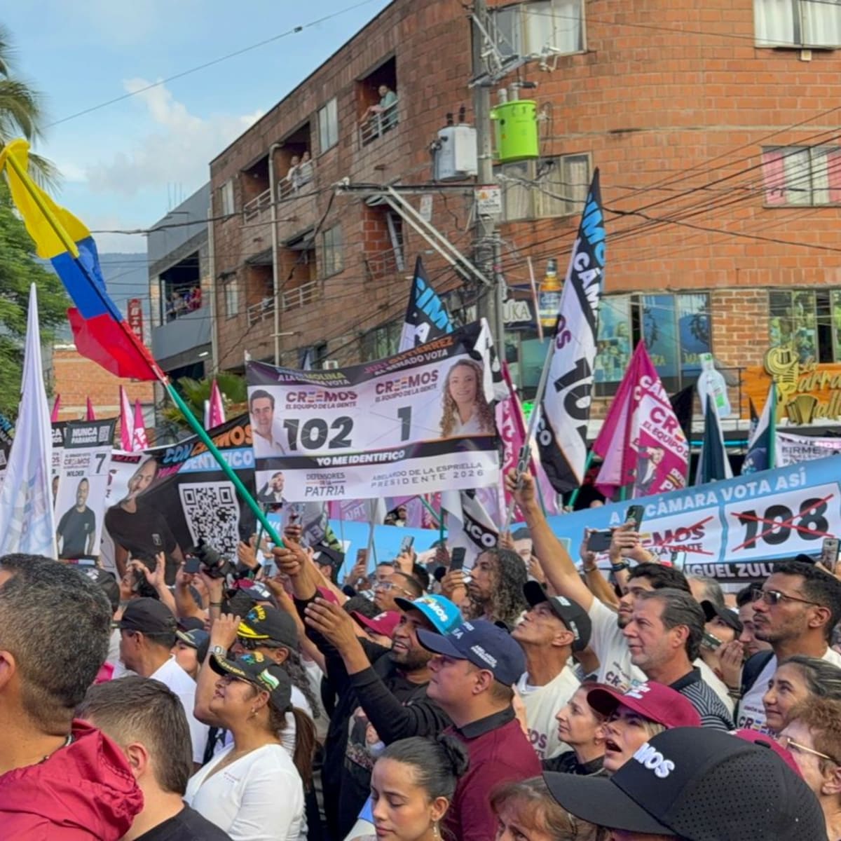 Abelardo De La Espriella anunció proyectos estratégicos para Antioquia en acto en Castilla