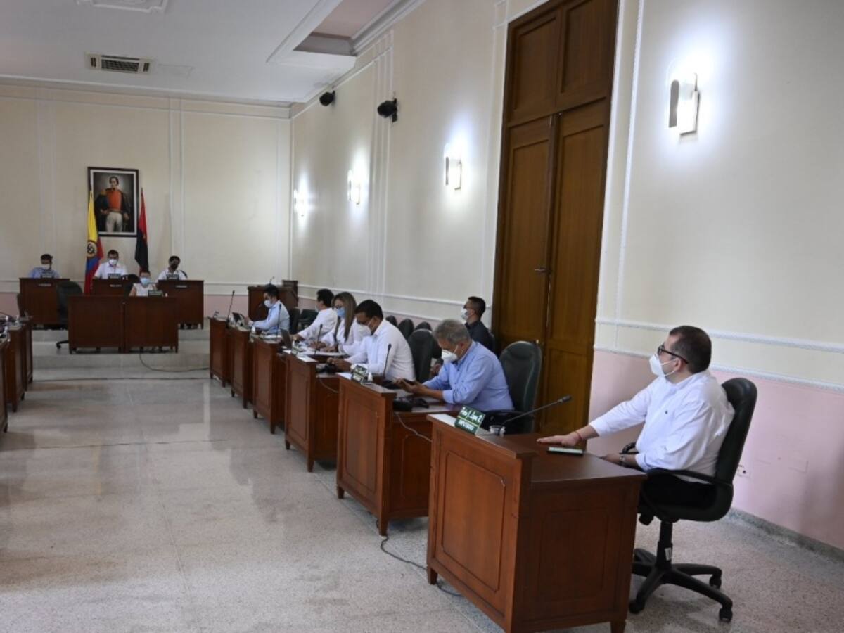 Asamblea renueva su mesa directiva