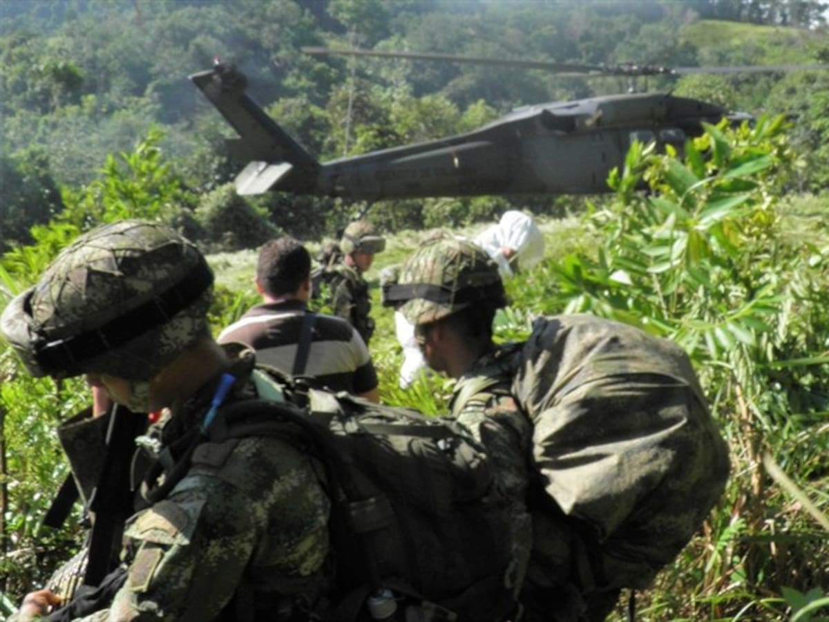 Ejército se enfrenta a disidencias de las Farc en el cañón del Río Duda, en el Meta