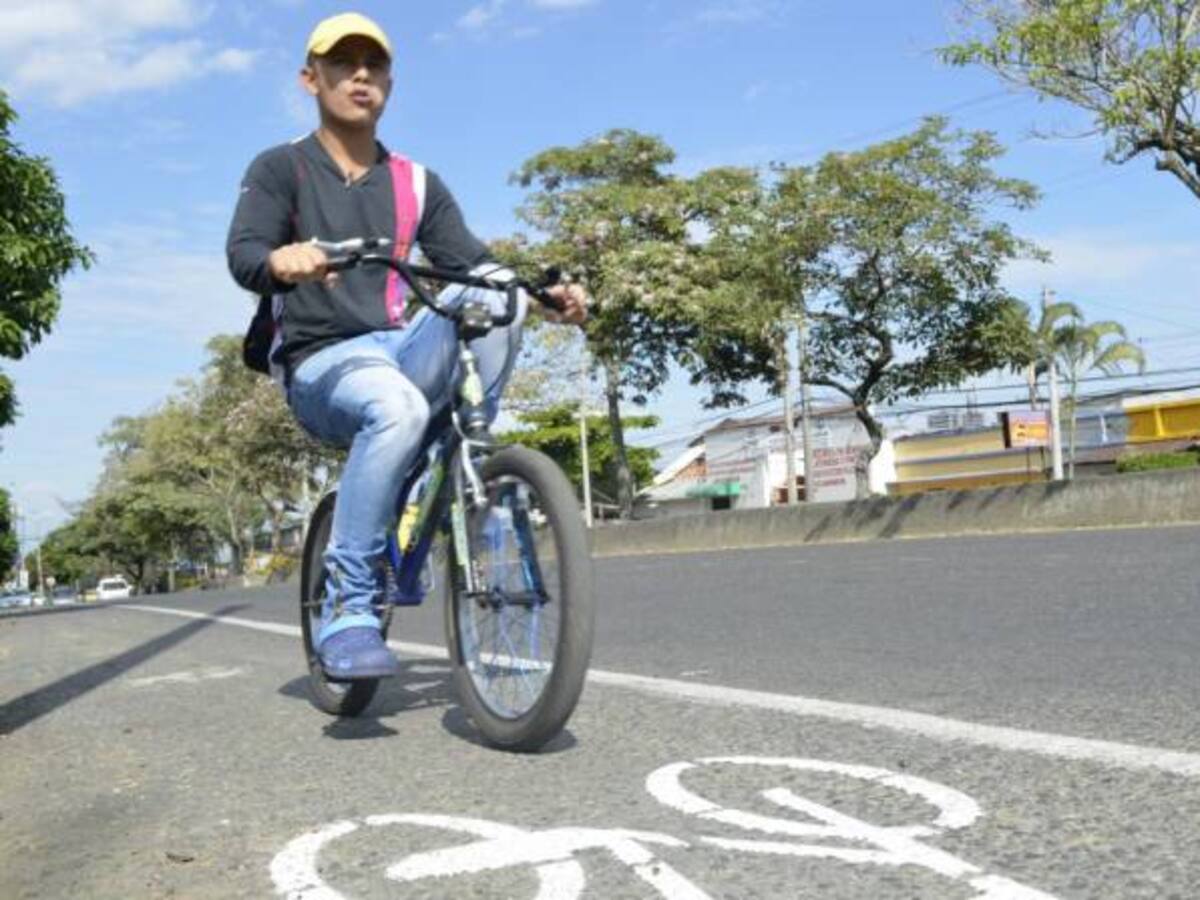 Habilitan bicicarril en Ibagué