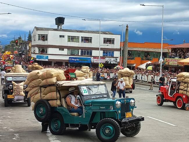 Desfile del Yipao en las fiestas de Calarcá, Quindío. Foto Vanessa Porras