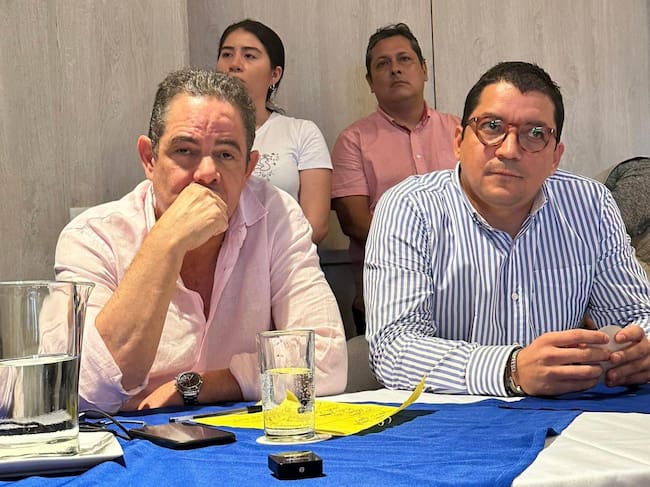 Germán Vargas Lleras junto al diputado del Tolima, Juan Guillermo Beltrán