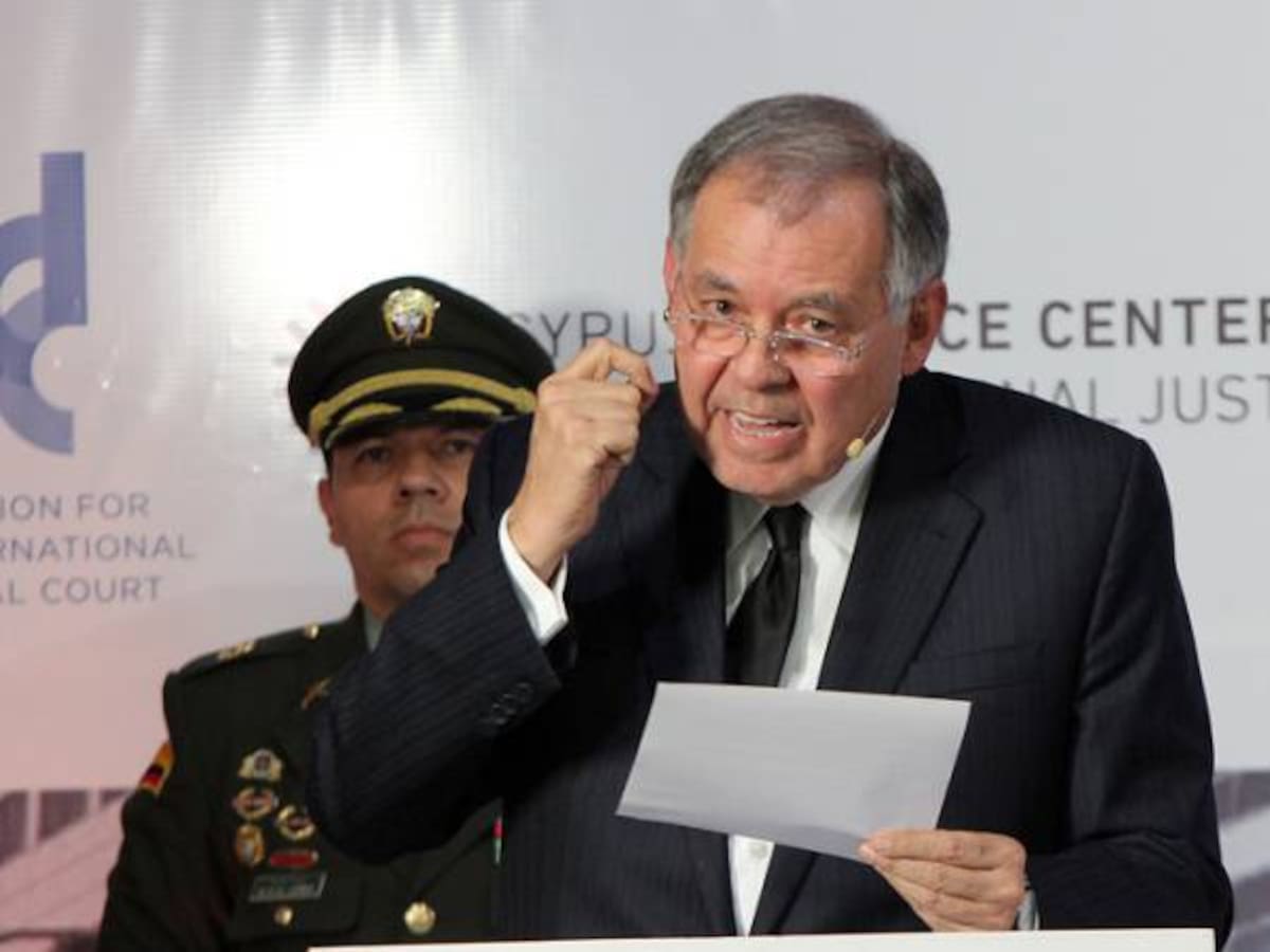 Corte abre investigación a Alejandro Ordóñez por nombramientos irregulares en la Procuraduría