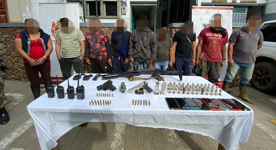 Capturados- foto Cuarta Brigada