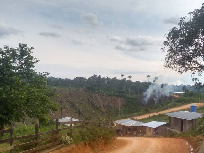 Un líder social y su familia fueron desplazados por amenazas en Antioquia