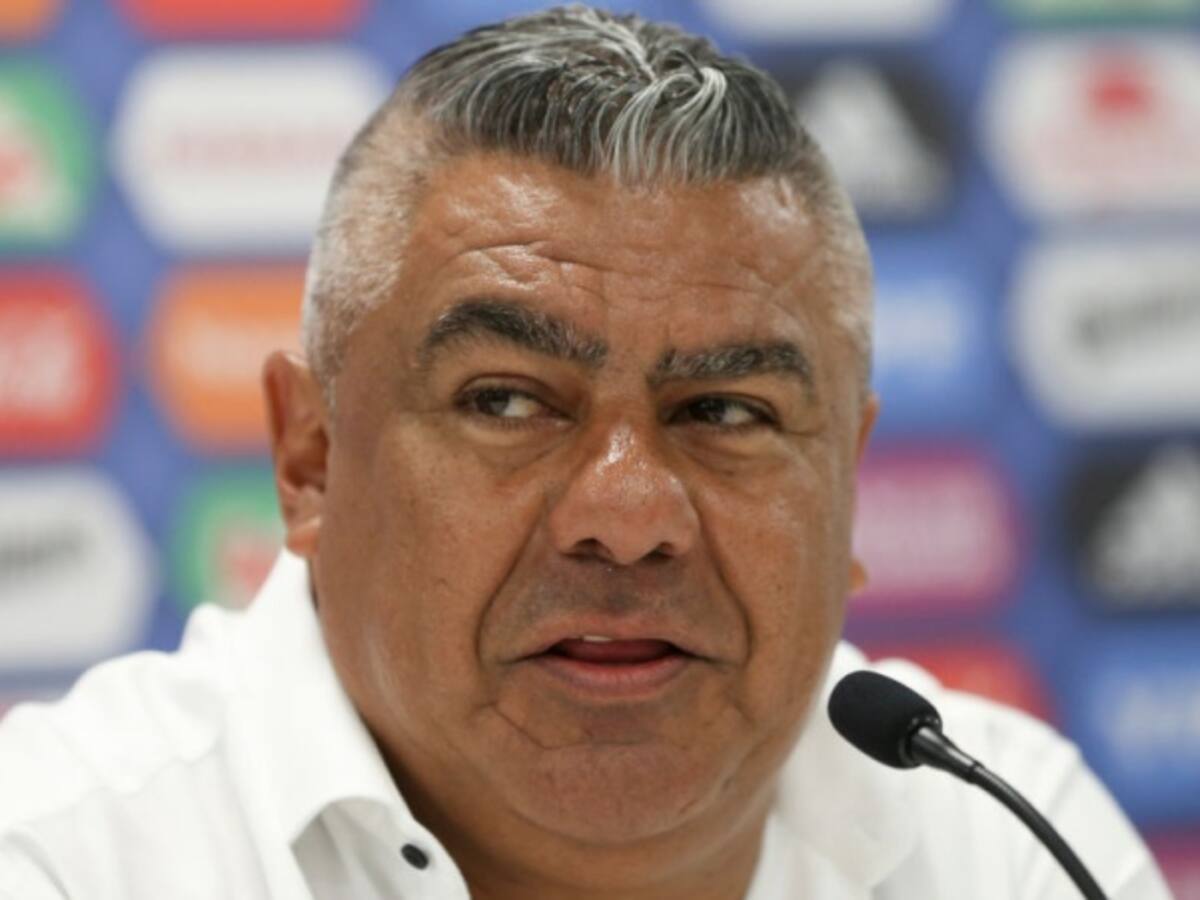 Claudio Tapia: "Demuestren que son argentinos y no publiquen mentiras"