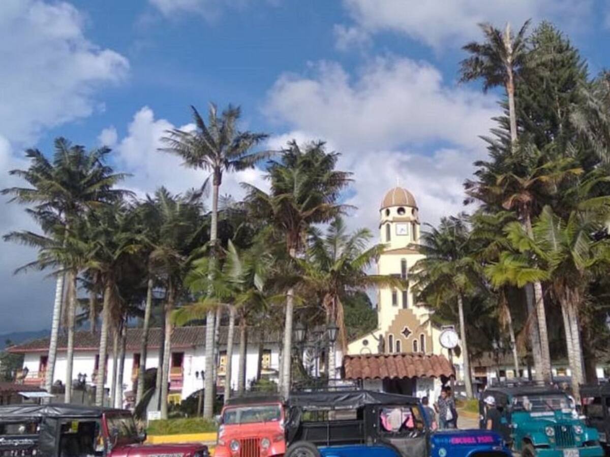 Instalados equipos de monitoreo para sismo en Salento, Filandia y Circasia