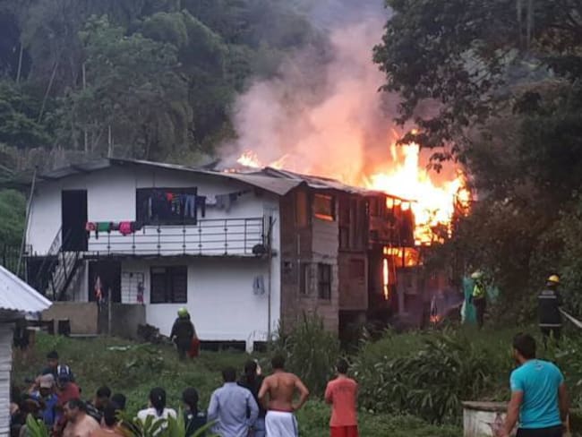 Incendio consumió tres viviendas en Santa Rosa de Cabal