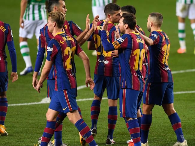 Messi guía al Barcelona al regreso a la victoria en LaLiga