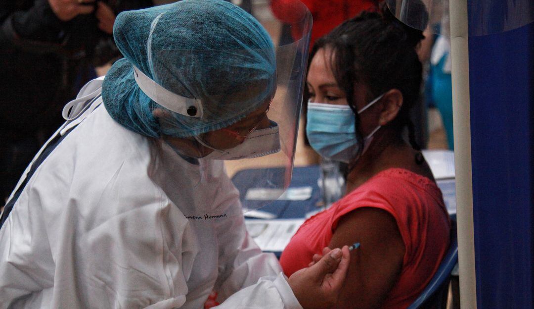 Vacunación COVID-19