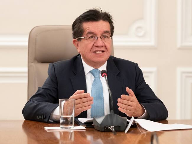 El exministro de Salud Fernando Ruiz ha recibido coqueteos para lanzarse a la Alcaldía de Bogotá (Colprensa: Cortesía)