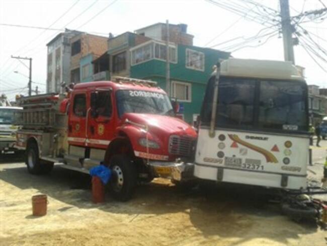 Un muerto y 21 hospitalizados por grave accidente en el sur de Bogotá