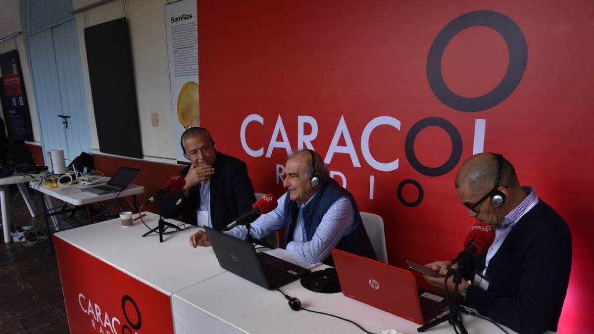 “Reconocer con humildad la tragedia de la guerra es un avance”: Gral Óscar Naranjo