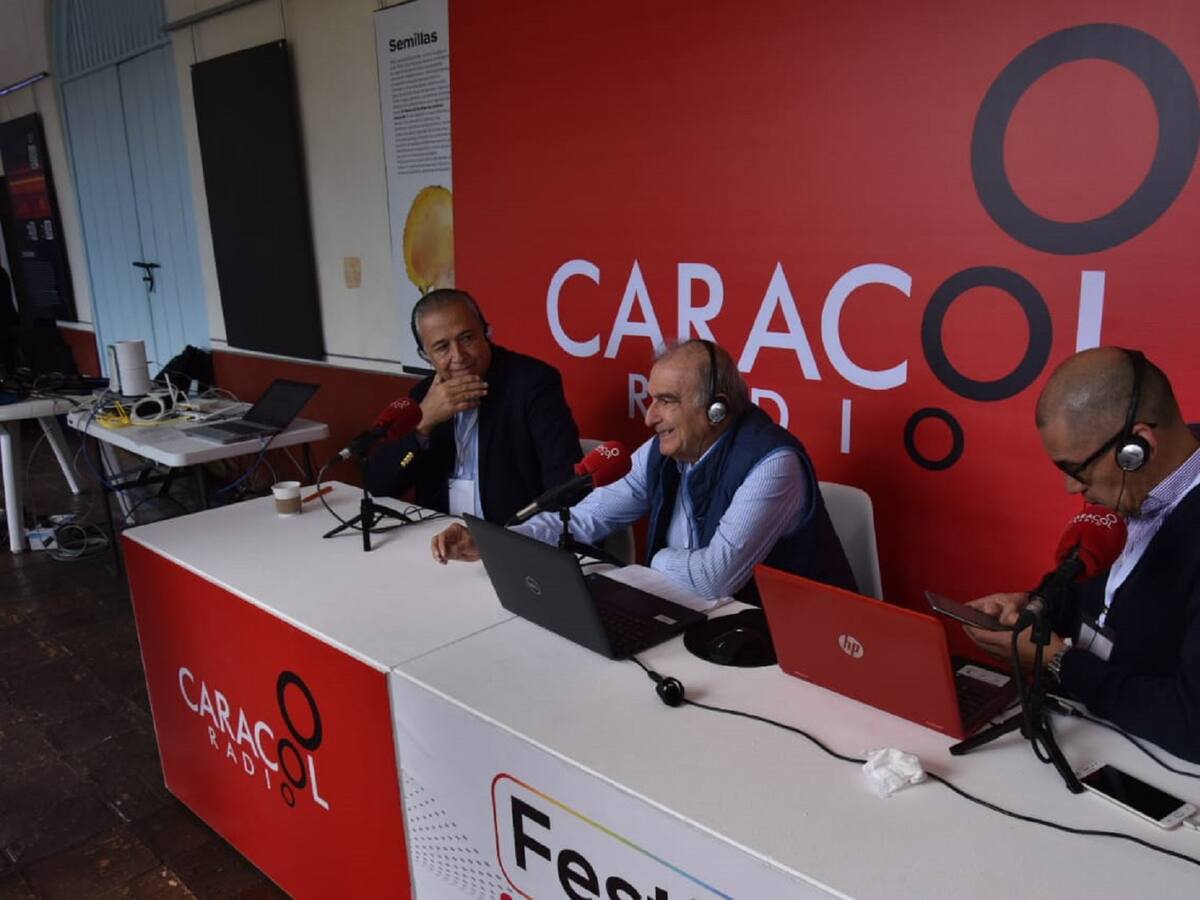 “Reconocer con humildad la tragedia de la guerra es un avance”: Gral Óscar Naranjo
