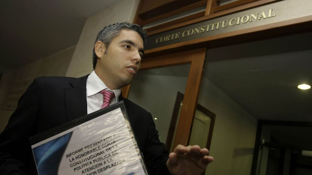 Por cohecho imputan a exgobernador Juan Carlos Abadía