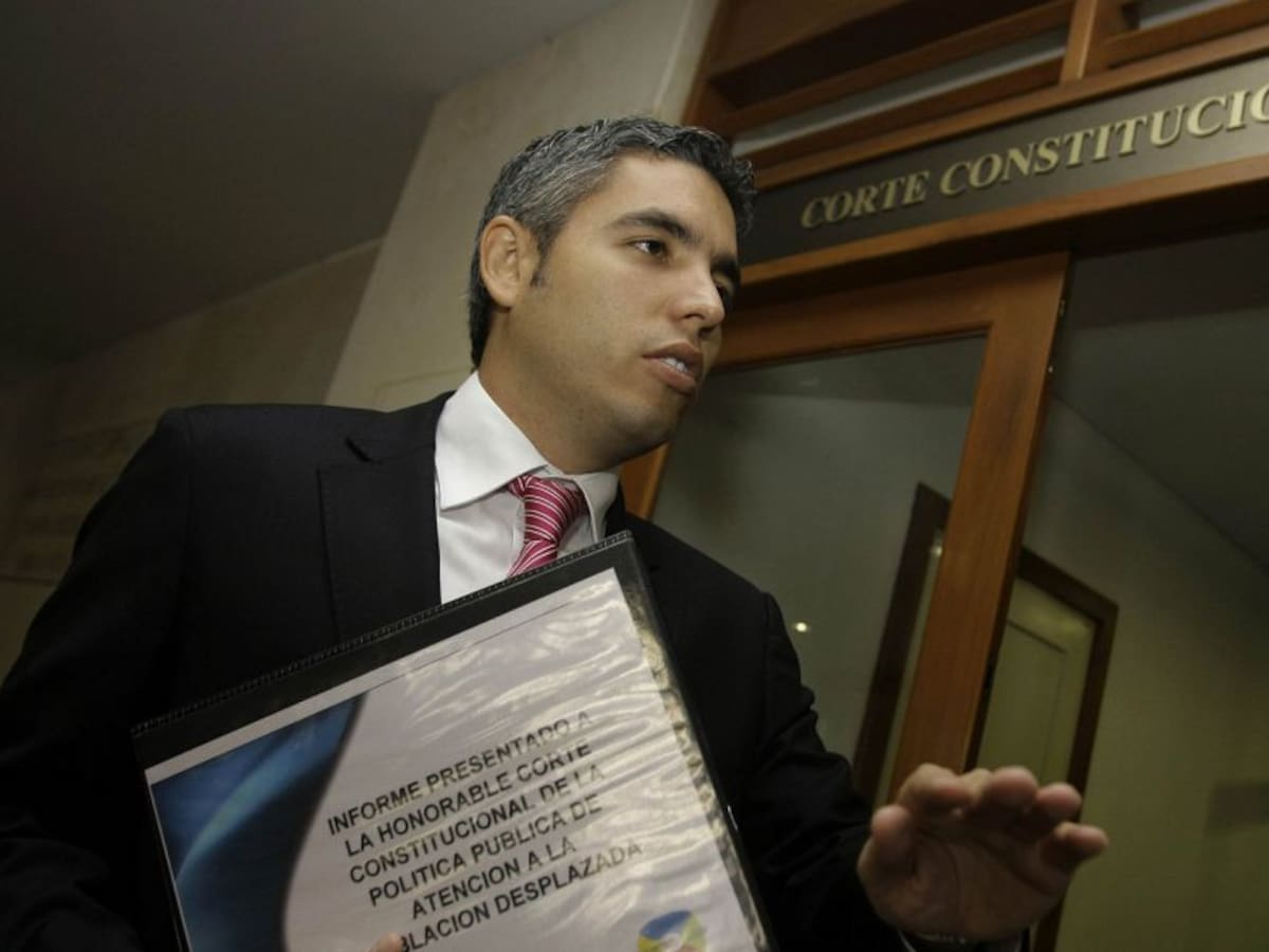 Por cohecho imputan a exgobernador Juan Carlos Abadía