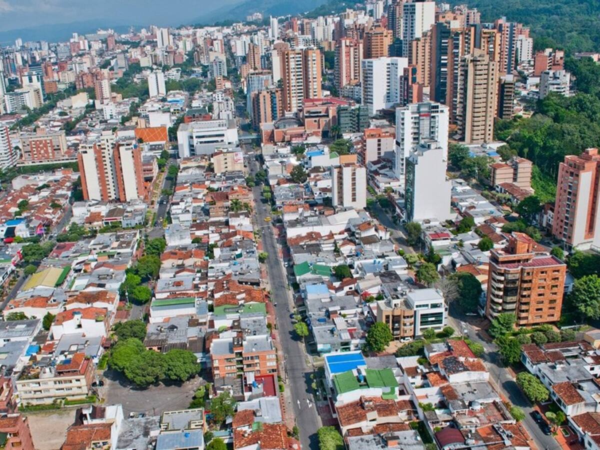 Alcaldes del área convocados a reunión urgente por deterioro de la calidad del aire