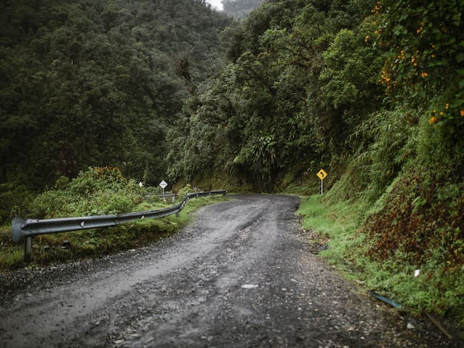 Carreteras reales por el Trampolín de la biodiversidad en Putumayo y Pasto, via Mocoa a San Francisco. | Foto: Juancho Torres / Anadolu Agency via Getty Images