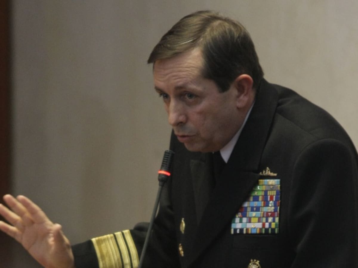 Abren indagación preliminar al almirante Echandía por caso hacker