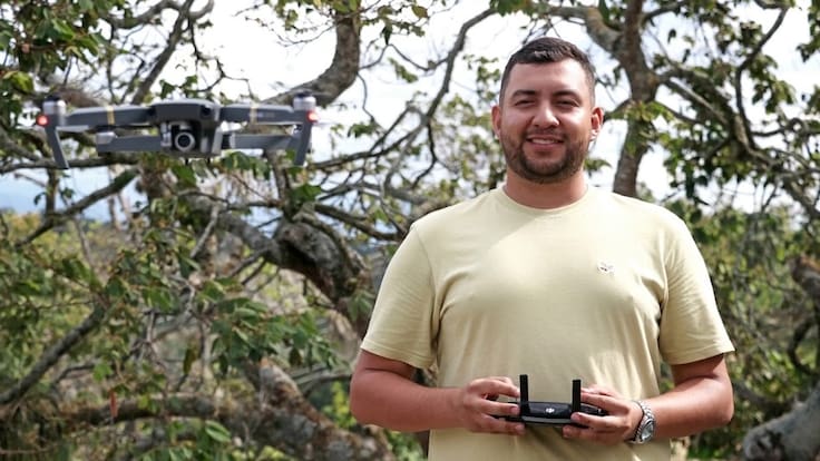Daniel Tovar, el ingeniero quindiano premiado por DJI por usar drones con IA en el campo
