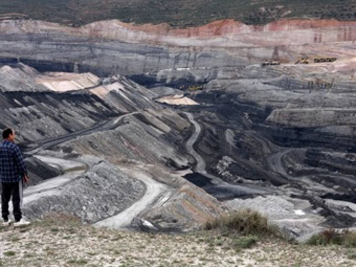 Minería: trabajo de muchos, riqueza de pocos