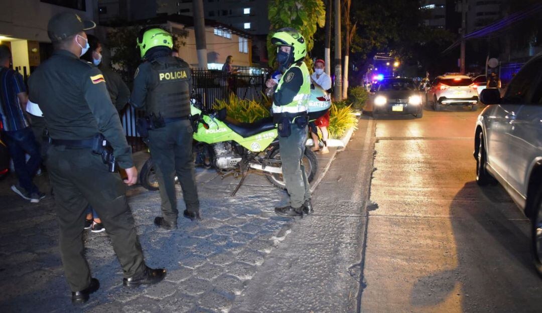Al parecer pretendían hurtarle un reloj Rolex a un comerciante en Bocagrande y se presentó un intercambio de disparos