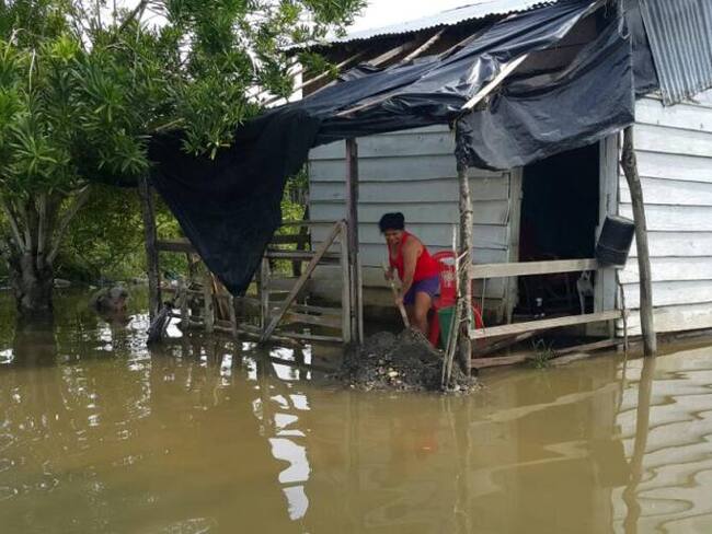 Por intensas lluvias, unas 100 familias sufren inundaciones en Nechí, Antioquia