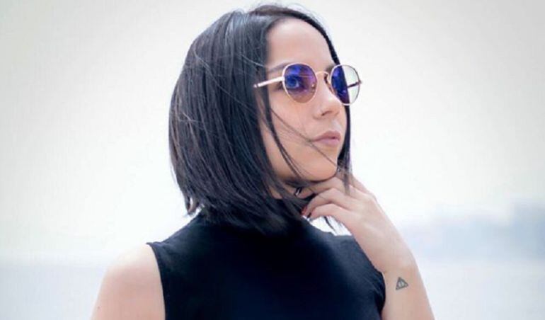 ¡Polémico! influencer invita a realizar el saludo nazi