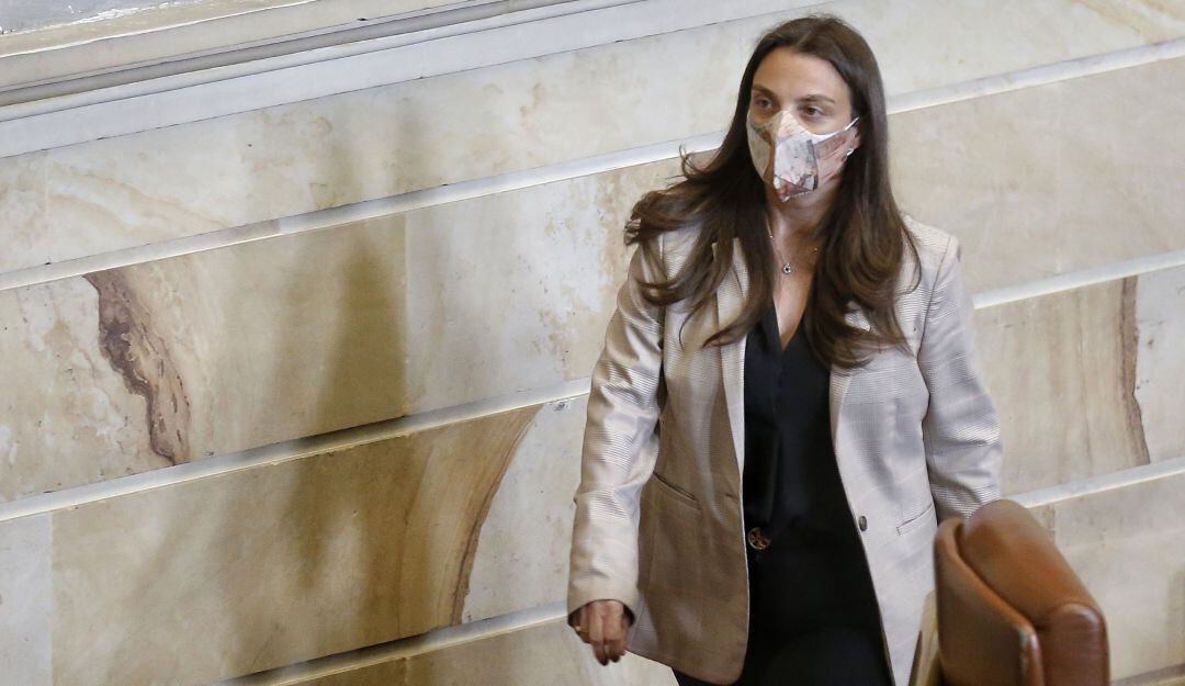 Ministra de las TIC, Karen Abudinen, en debate de moción de censura en la Cámara de Representantes.