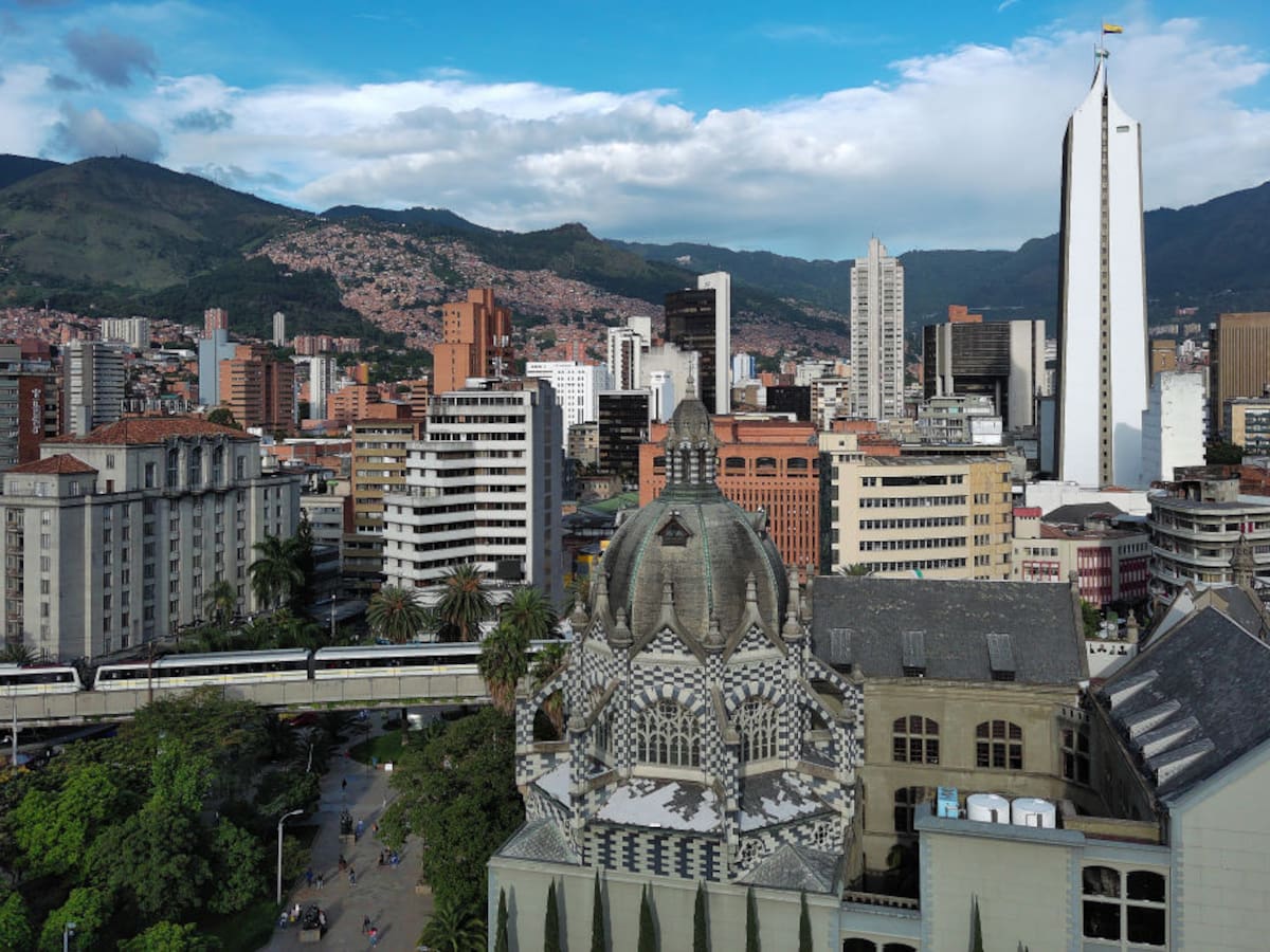 ¿En qué ciudades es más probable conseguir empleo?: esto dice la IA