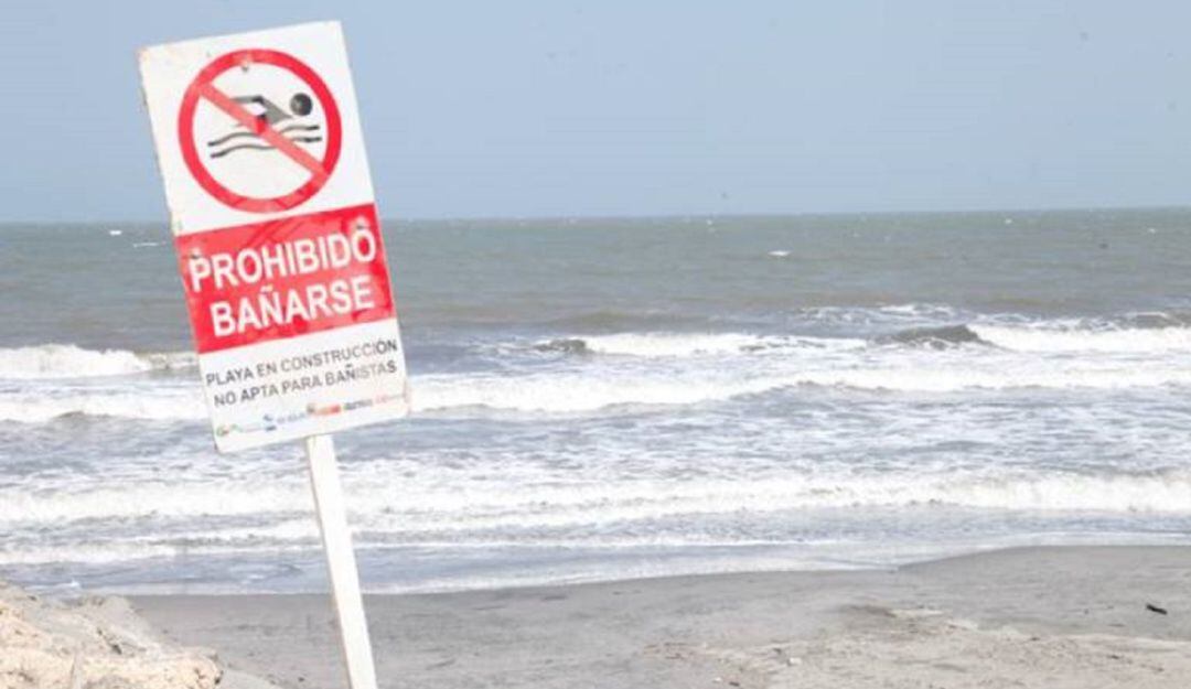 El hombre fue visto por última vez cuando adelantaba su faena frente al club de suboficiales.