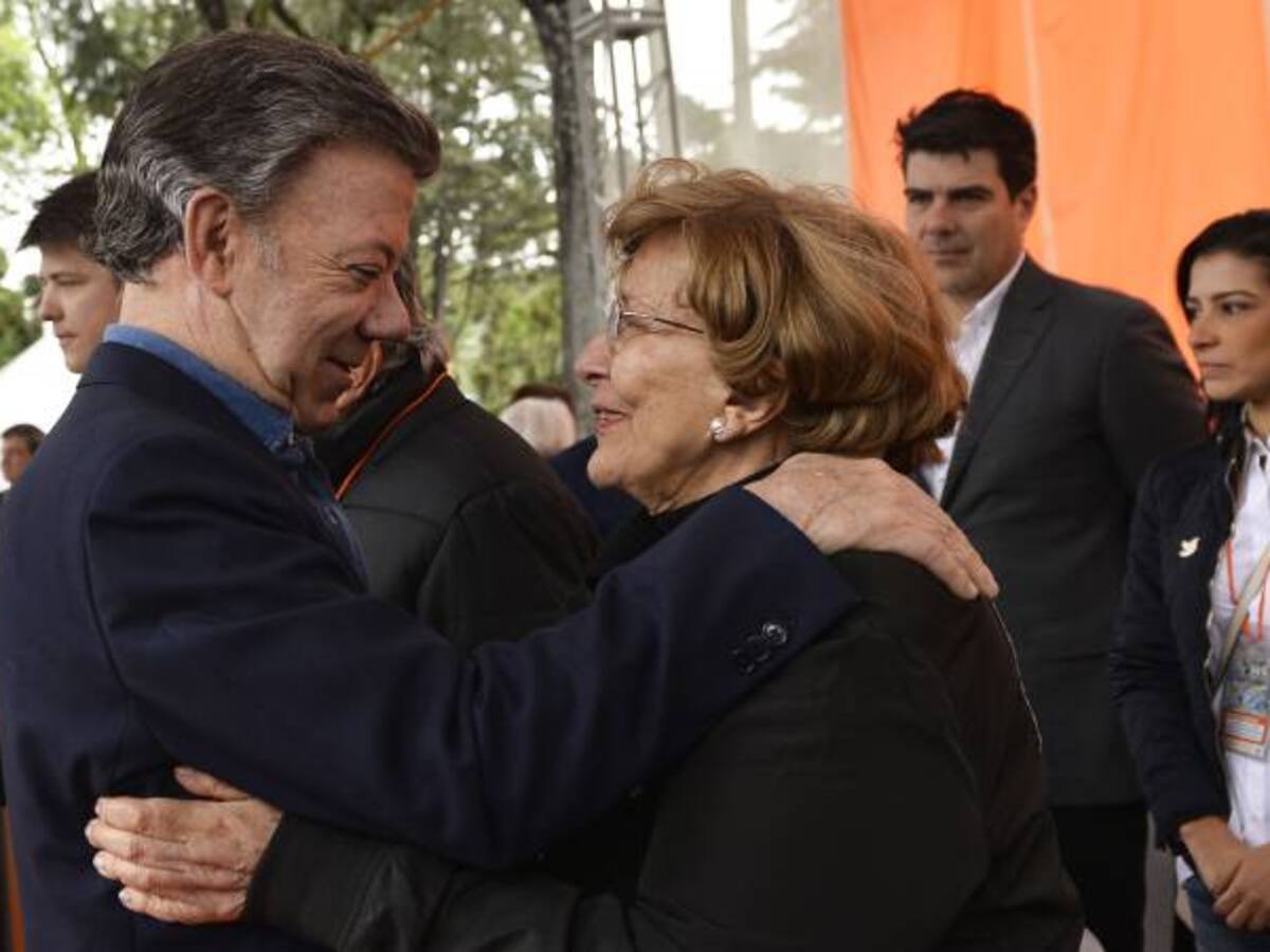 Es la primera caminata por la solidaridad sin guerra: presidente Santos