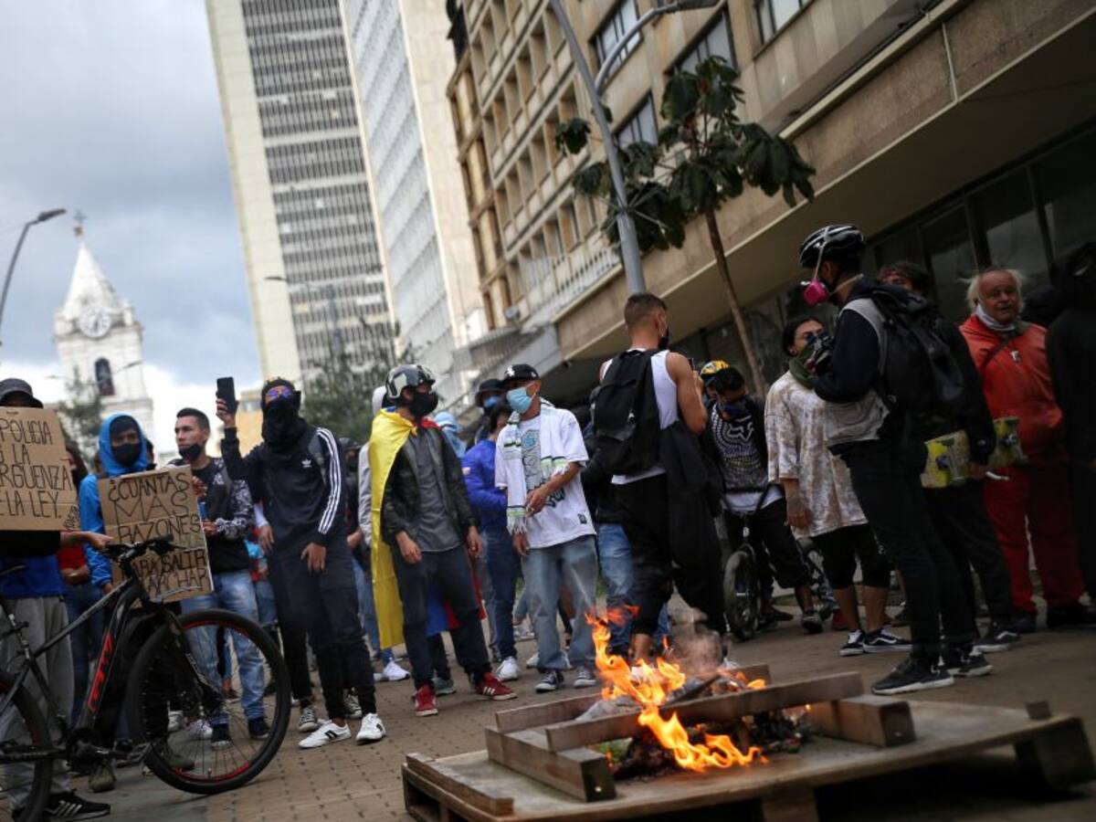 Defensoría reporta 24 muertos en medio de protestas