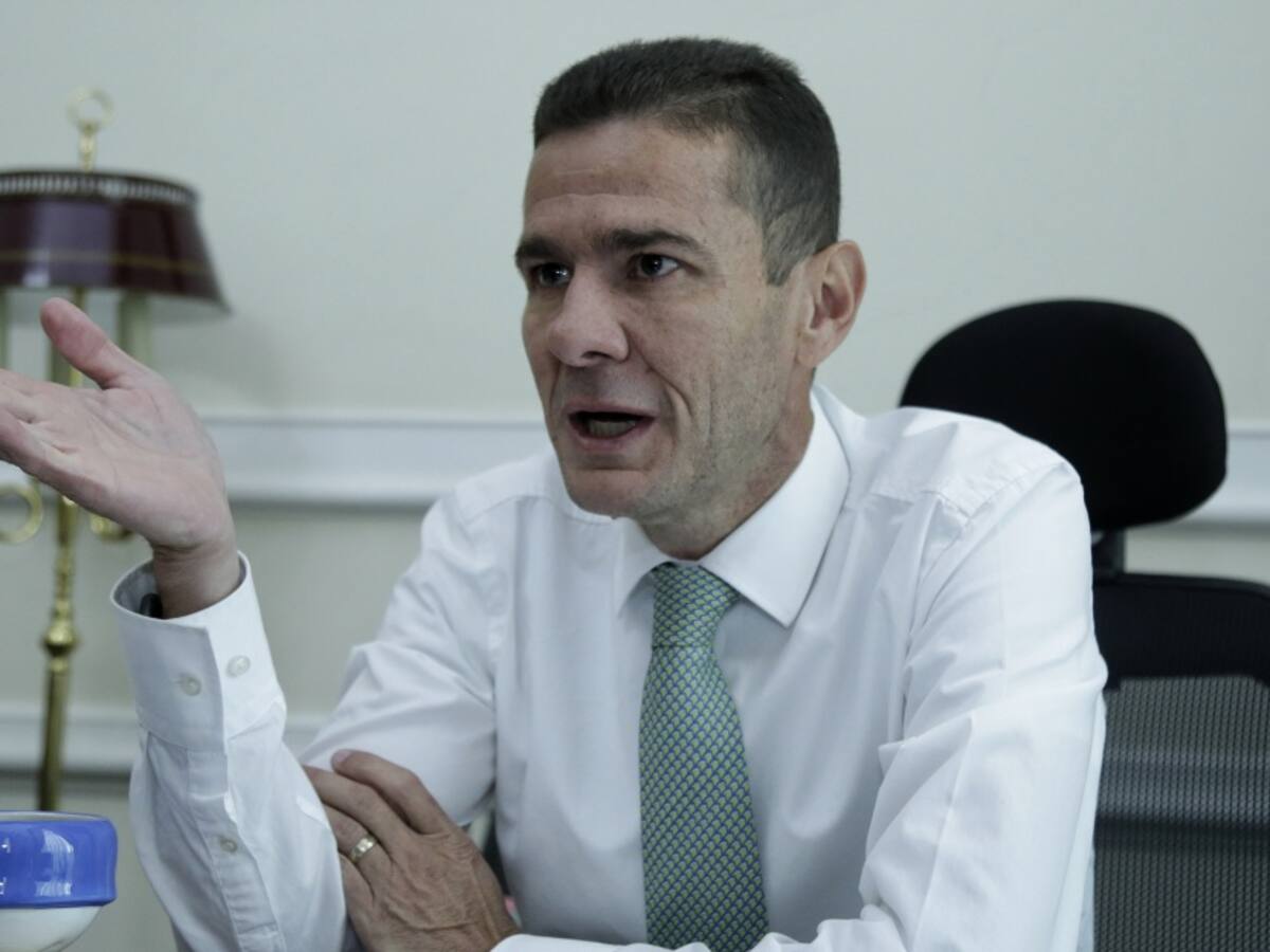 Expresidente de la Cámara de Representantes está contagiado con COVID-19