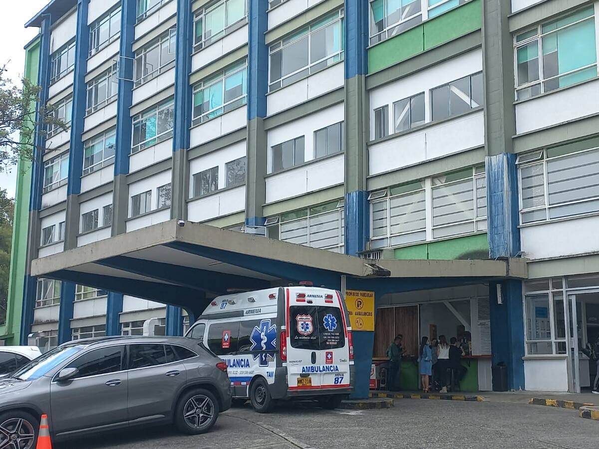 Hospital San Juan de Dios en alerta naranja por actividad volcán Nevado del Ruíz