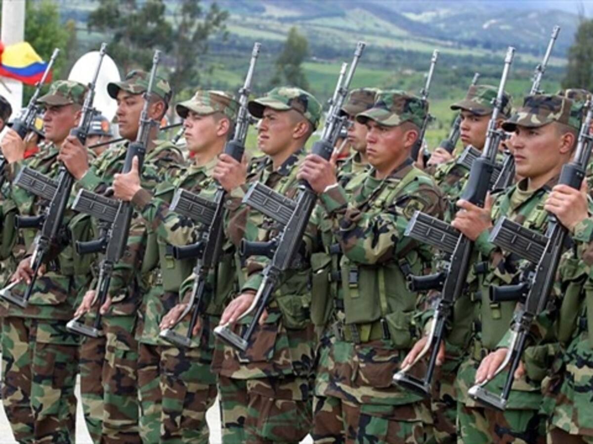 Coalición y FF.MM. trabajarán en proyecto de justicia transicional militar