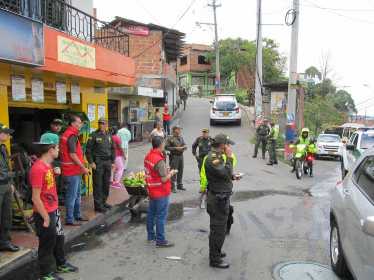 Clan del Golfo hostiga a la policía en tres municipios de Antioquia