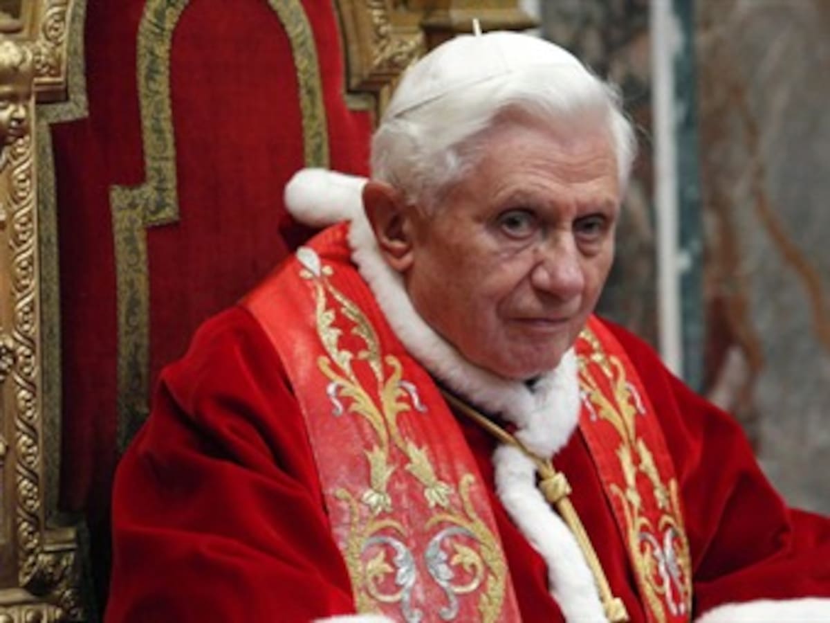 El papa comenzó su retiro de ejercicios espirituales que durarán una semana