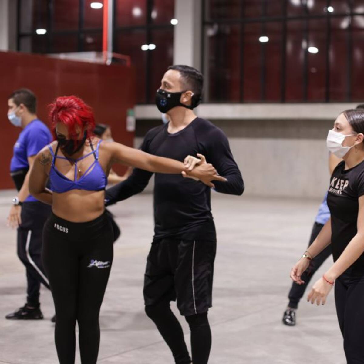 Artistas de la Feria de Cali se someten a tamizajes y pruebas de Covid-19