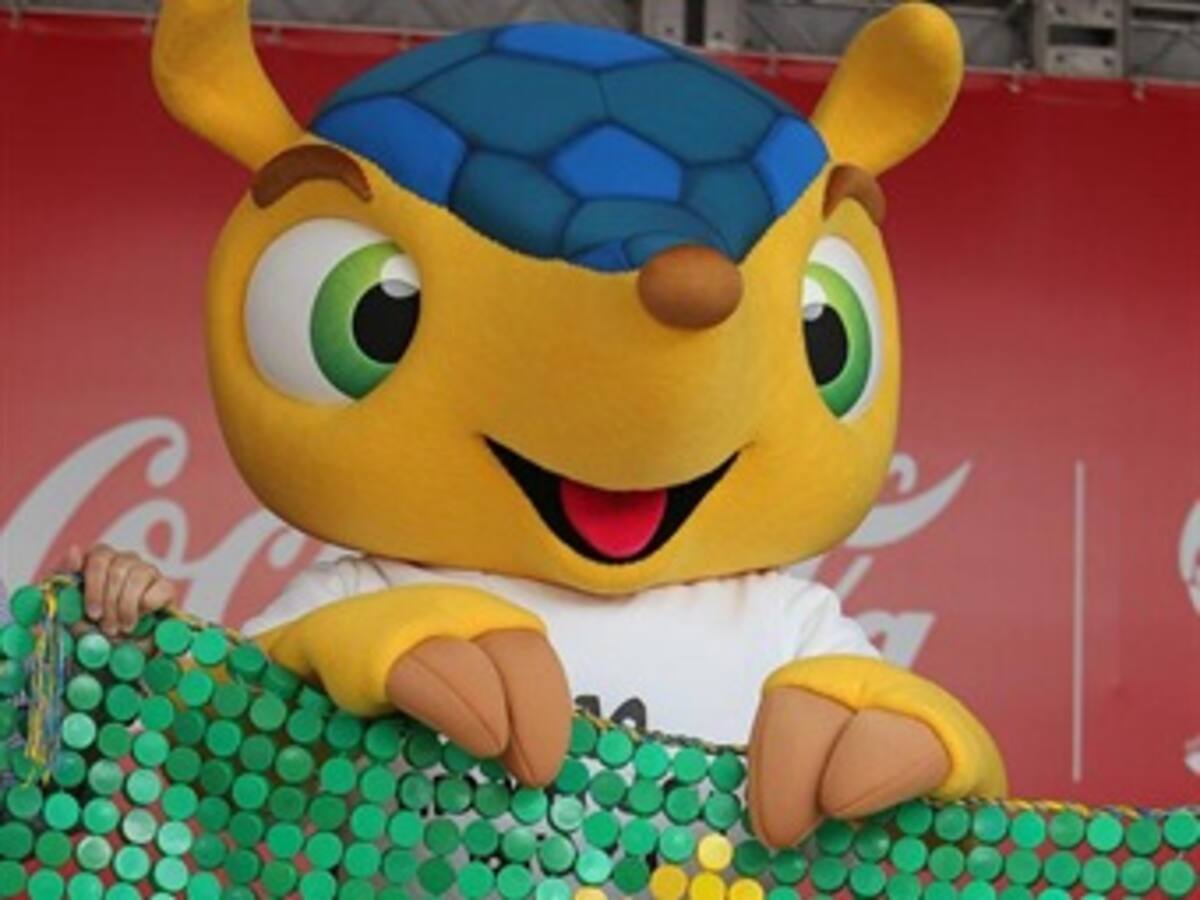 Un armadillo es la mascota futbolera de Brasil 2014