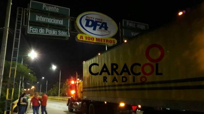 Vehículos llevan perniles de cerdo hacia Venezuela