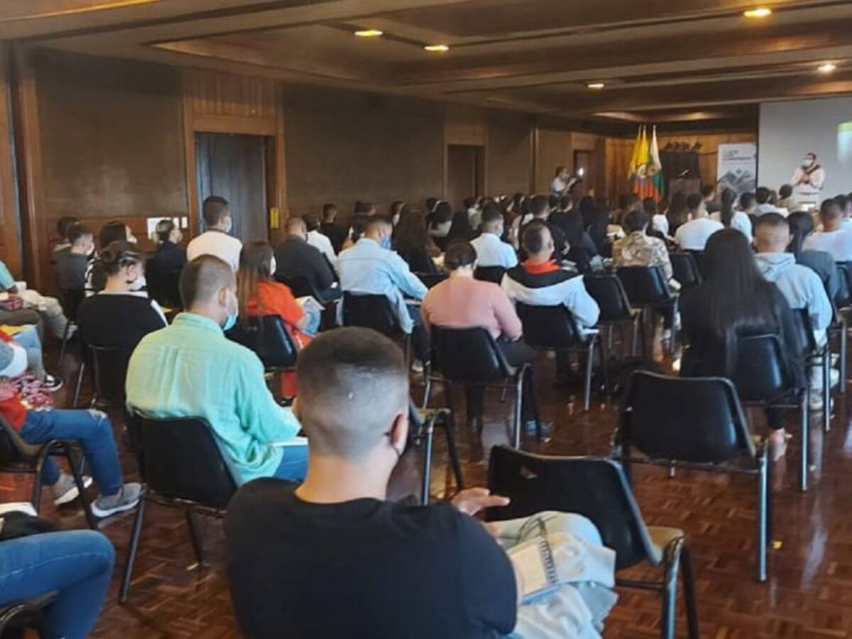 Disponibles 160 becas para el curso de patrullero en la Policía