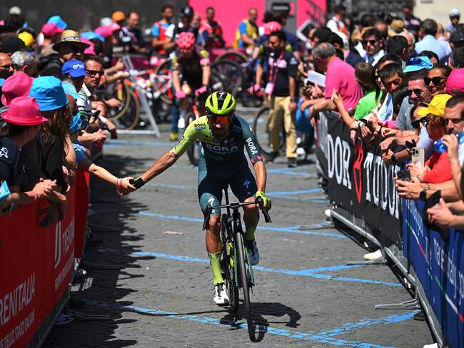 Daniel Felipe Martínez en la etapa 9 del Giro de Italia. (Photo by Dario Belingheri/Getty Images)