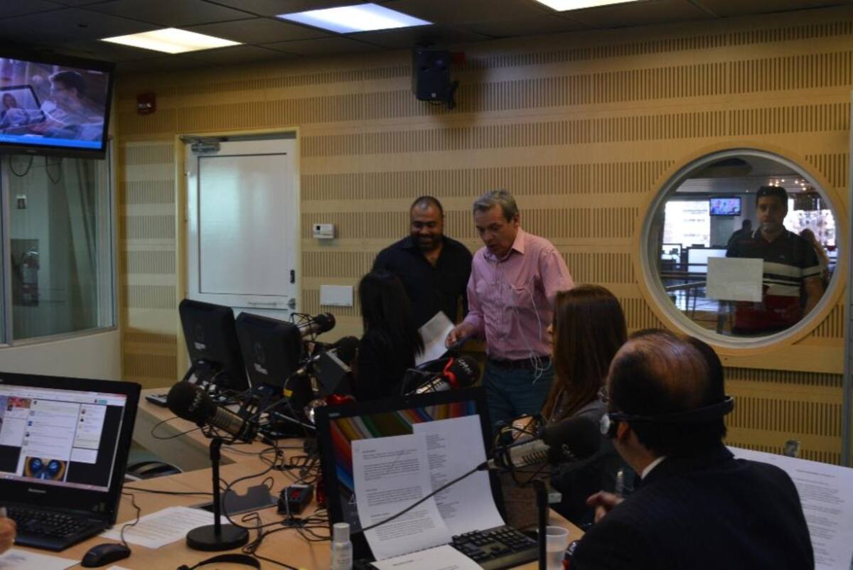 El ídolo de la radio se despide de La Luciérnaga pero continúa con sus comentarios deportivos en El Pulso del Fútbol. #GraciasPelaez